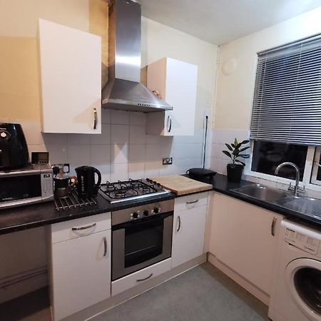 Neat Double Room Λονδίνο Εξωτερικό φωτογραφία