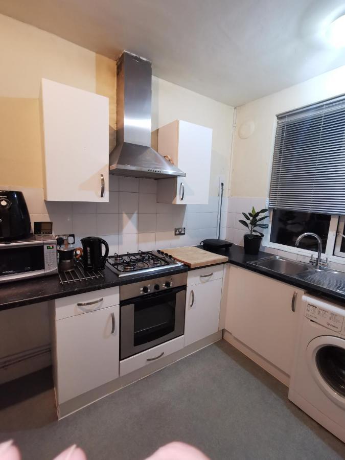 Neat Double Room Λονδίνο Εξωτερικό φωτογραφία